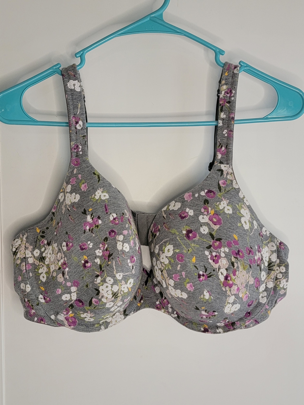 Floral Underwire Full-Coverage Bra in Gray and Pink NWOT